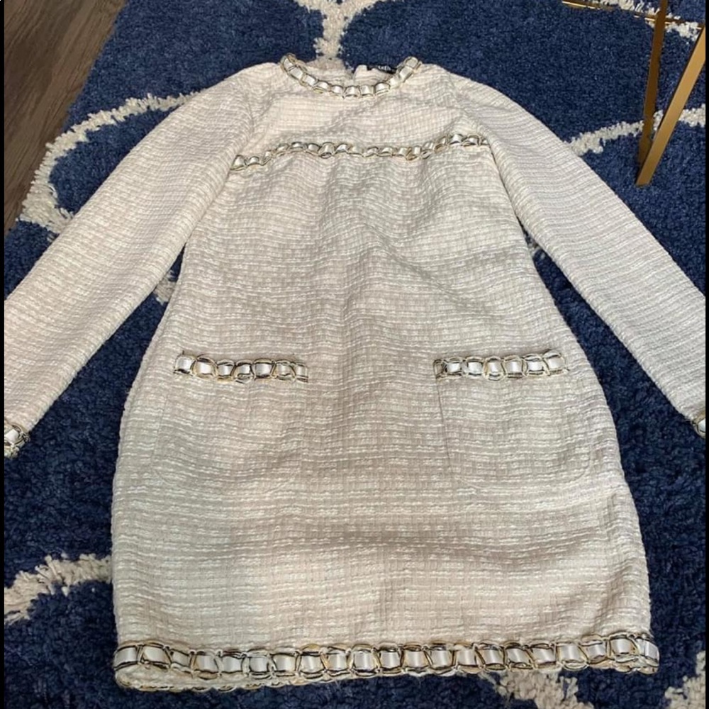 Long sleeve tweed dress with beautiful details